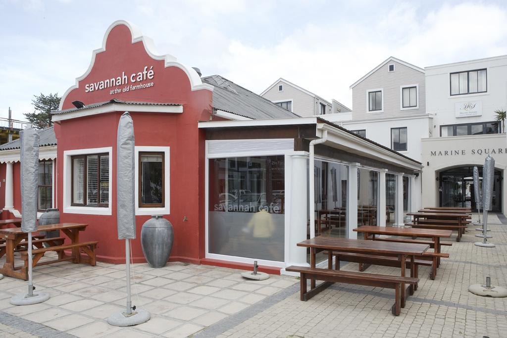 Marine Square Luxury Suites Hermanus Exteriör bild
