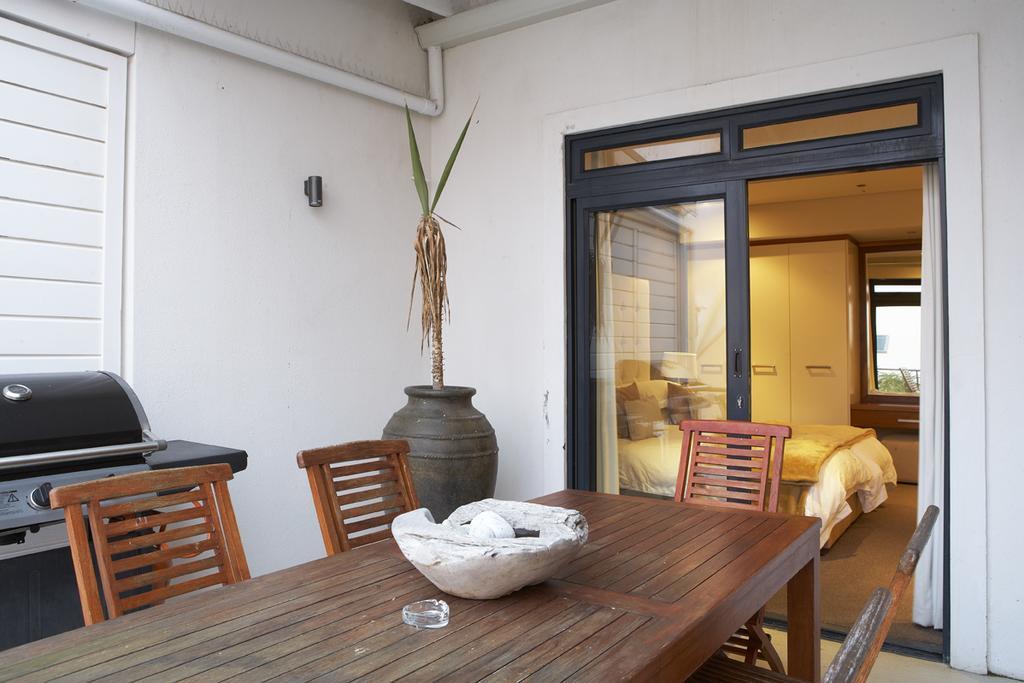 Marine Square Luxury Suites Hermanus Exteriör bild