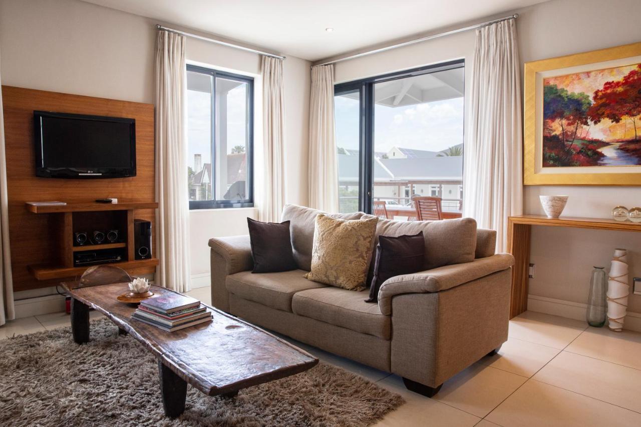 Marine Square Luxury Suites Hermanus Exteriör bild